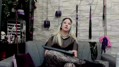 Miss Kazia online show from March 29, 2:13 am