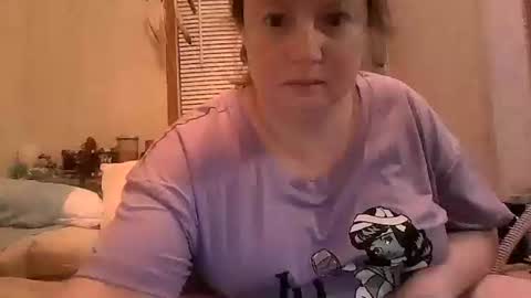 kcandler27 online show from October 30, 8:48 am