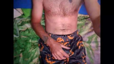 Snapshot of kcbro24 chatting on October 6, 1:51 pm kcbro24 online show from October 6, 1:51 pm