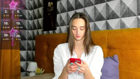 Snapshot of ke1ly_powell chatting on January 25, 2:15 am Kelly GMT 2 Su We Th Fr Sa   0300AM-09-00AM   online show from January 25, 2:15 am