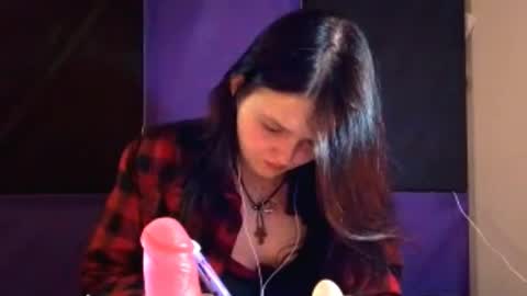 Lora online show from November 12, 2:19 pm