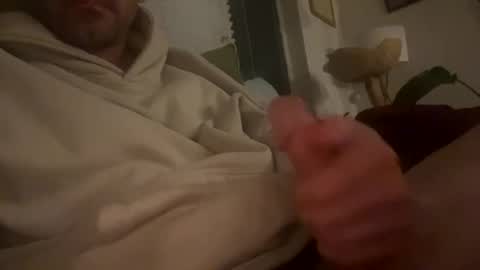 keepquietj online show from April 9, 6:19 am