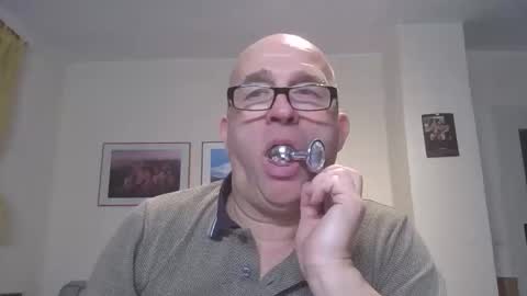 keilie1 online show from December 3, 1:15 am