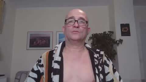 keilie1 online show from January 2, 8:24 pm