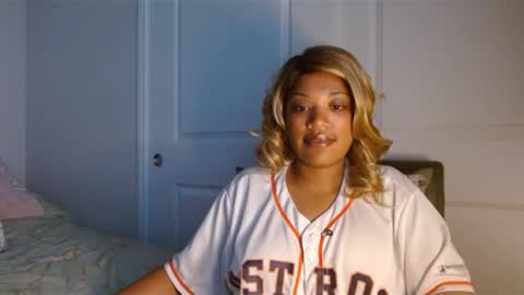 Kellie online show from January 31, 4:47 am