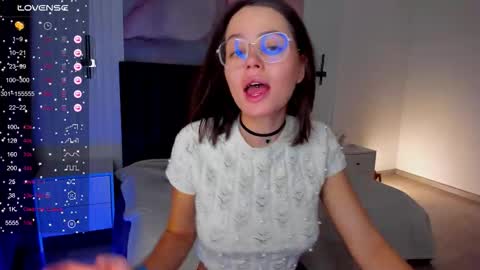 Kelly online show from January 17, 2:21 am