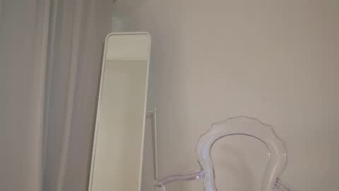  KELLY  online show from February 15, 5:50 pm