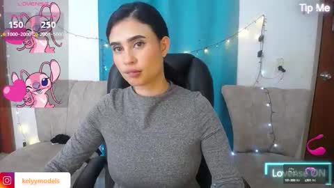 Snapshot of kelly_richardson1 chatting on October 5, 2:09 am elena online show from October 5, 2:09 am