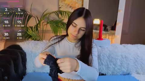 Kelly online show from October 5, 10:45 am