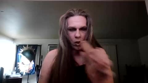 Kelly James online show from December 18, 5:58 am