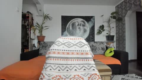 Snapshot of kellymorgan_ chatting on February 15, 12:11 pm Monday - Friday  08 am - 3 pm GMT 3 online show from February 15, 12:11 pm