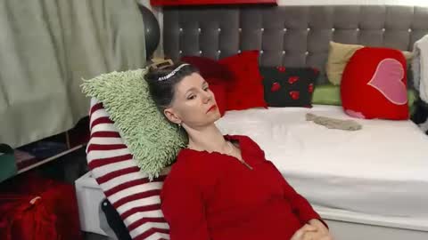 kelly online show from March 26, 2:39 am