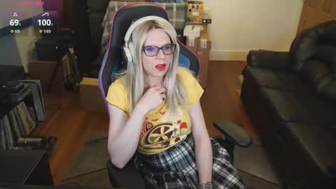 Snapshot of kelseycobalt chatting on October 18, 9:30 pm kelseycobalt online show from October 18, 9:30 pm