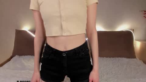 Kelsirabenold online show from March 6, 5:06 am