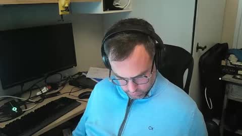 Snapshot of kelvin06133 chatting on February 5, 9:40 pm kelvin06133 online show from February 5, 9:40 pm