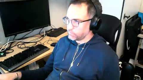 Snapshot of kelvin06133 chatting on January 15, 10:35 pm kelvin06133 online show from January 15, 10:35 pm