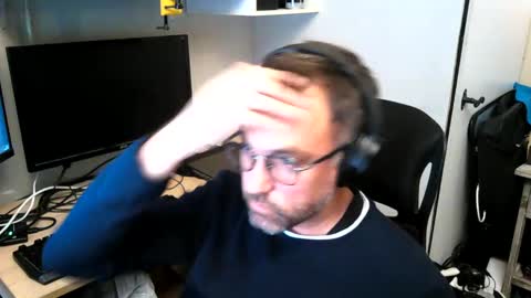 Snapshot of kelvin06133 chatting on January 5, 10:08 pm kelvin06133 online show from January 5, 10:08 pm