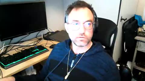 Snapshot of kelvin06133 chatting on January 12, 9:51 pm kelvin06133 online show from January 12, 9:51 pm