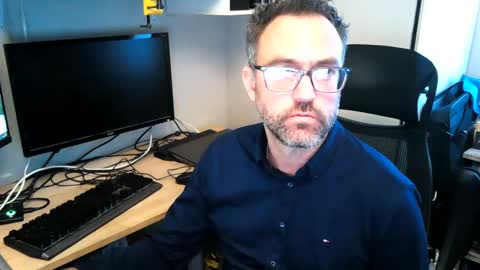 Snapshot of kelvin06133 chatting on January 9, 3:34 pm kelvin06133 online show from January 9, 3:34 pm