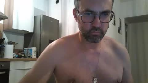 Snapshot of kelvin06133 chatting on October 29, 9:26 pm kelvin06133 online show from October 29, 9:26 pm