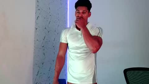 Snapshot of ken__owensx chatting on September 11, 3:41 am ken__owensx online show from September 11, 3:41 am