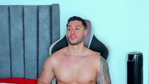 ken_mailik online show from February 1, 6:32 am