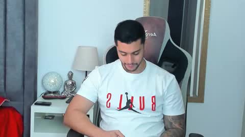 ken_mailik online show from March 10, 2:38 am