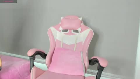 Aleja3 online show from November 14, 6:43 pm