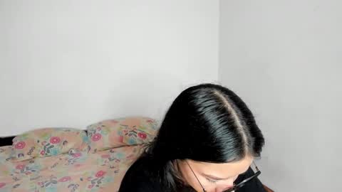 Kendal online show from February 26, 3:37 pm