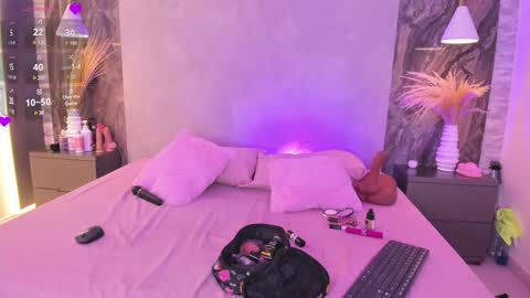 Natty online show from February 6, 3:31 pm