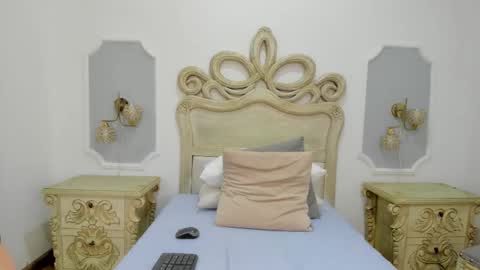 kendall jones7 online show from December 3, 7:58 pm