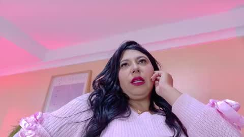   online show from March 5, 9:07 am