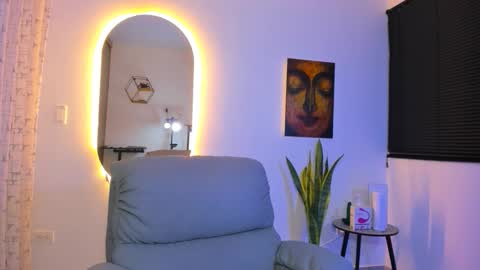 kendel_dimitri online show from February 9, 5:22 am