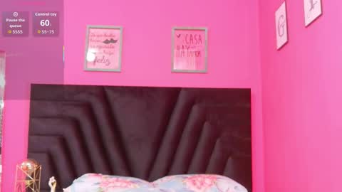 Kendra Foster online show from December 18, 3:02 am