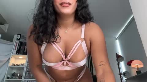 Hi Im kendra- onlyfans. isab2896 online show from May 21, 5:52 pm