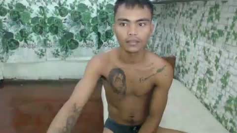 kenneth_jeey online show from May 2, 10:32 am