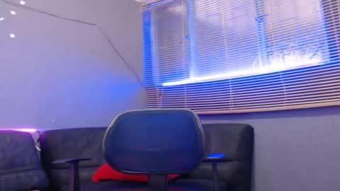 kenny online show from November 18, 2:53 pm