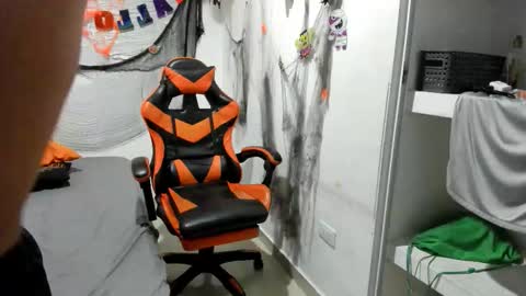 kenshi_roa online show from November 5, 3:08 am