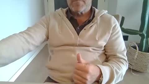Anton online show from May 7, 10:33 am