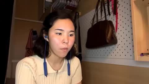 Jenny  online show from May 11, 9:49 am