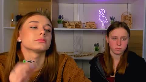 keuli_li online show from December 19, 12:22 pm