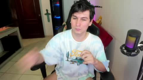 Kevin online show from May 20, 11:33 pm