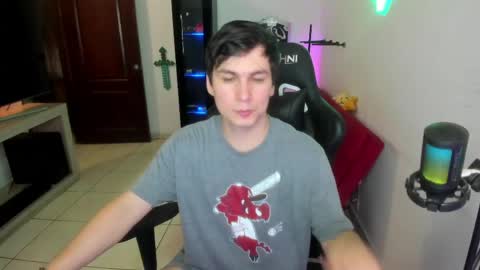 Kevin online show from May 6, 11:33 pm