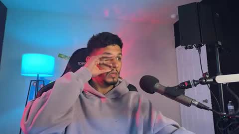 Kevin online show from March 17, 11:43 pm