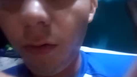 Snapshot of kevin_07279101 chatting on October 15, 7:00 am kevin_07279101 online show from October 15, 7:00 am