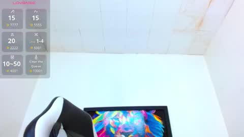 Snapshot of kevin__max_ chatting on September 22, 7:18 pm Kev online show from September 22, 7:18 pm
