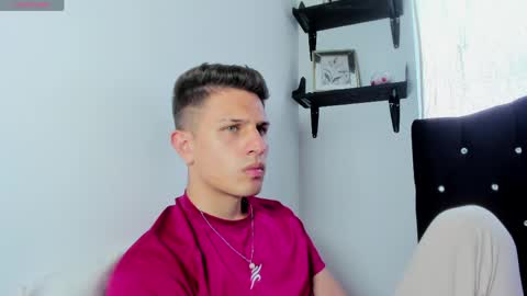 Kevin Ahs online show from May 19, 10:28 pm