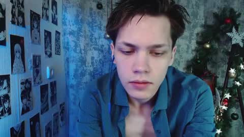 Kevin online show from December 17, 3:57 am