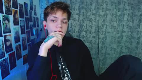 Kevin online show from March 12, 4:16 am