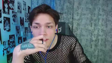 Kevin online show from October 10, 5:13 am